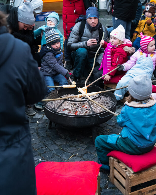 Stockbrot vom Lagerfeuer